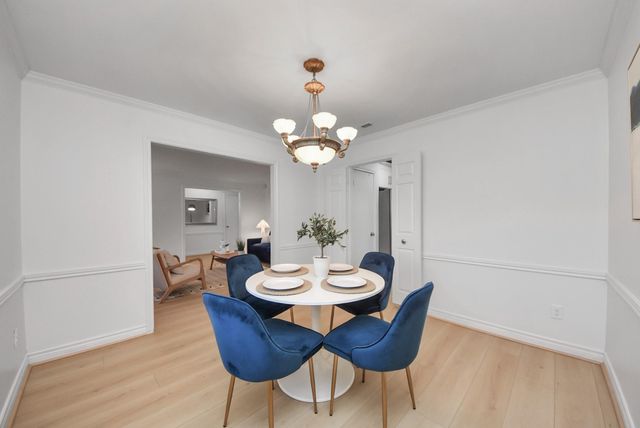 10719 Burgoyne Road, Houston, TX 77042