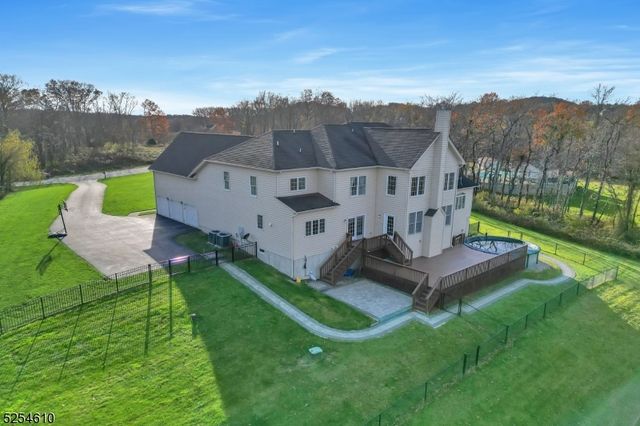 48 Flagstone Hill Rd, Wantage Twp., NJ 07461