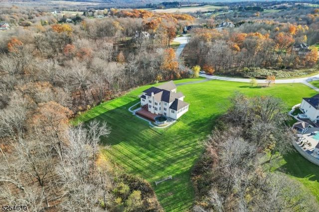 48 Flagstone Hill Rd, Wantage Twp., NJ 07461