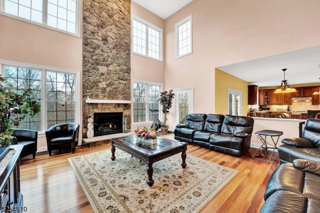 48 Flagstone Hill Rd, Wantage Twp., NJ 07461