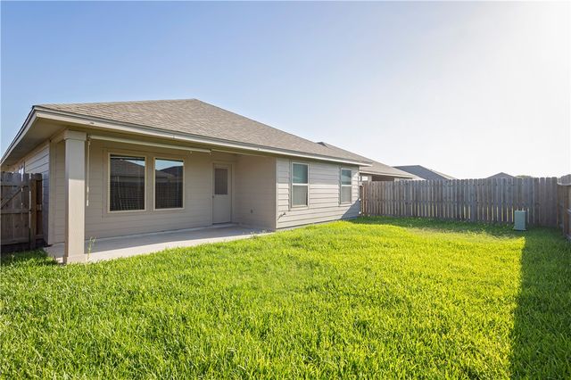 1270 Breebry Dr, Corpus Christi, TX 78415