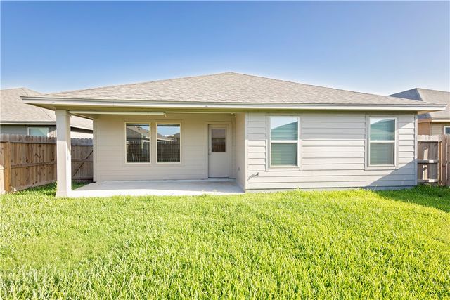 1270 Breebry Dr, Corpus Christi, TX 78415
