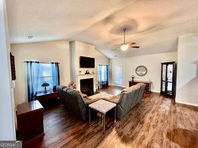 52 Pulaski Avenue, Hampton, GA 30228