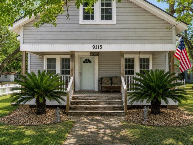 9115 Main Street, Needville, TX 77461