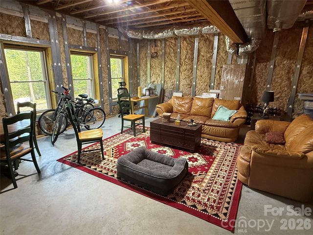 96 Boysenberry Drive, Nebo, NC 28761