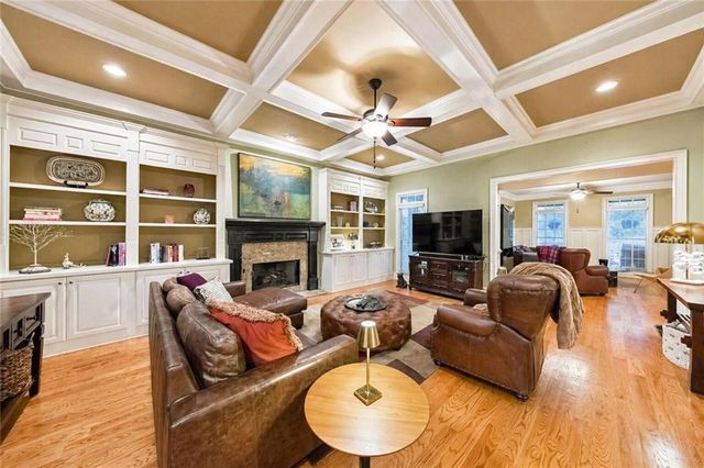 855 Tempest Way NW, Kennesaw, GA 30152