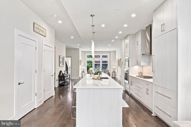 170 WINSOME CIR, Bethesda, MD 20814