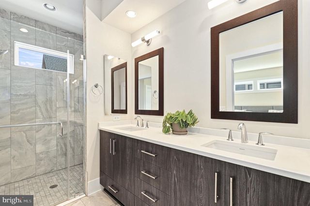 170 WINSOME CIR, Bethesda, MD 20814