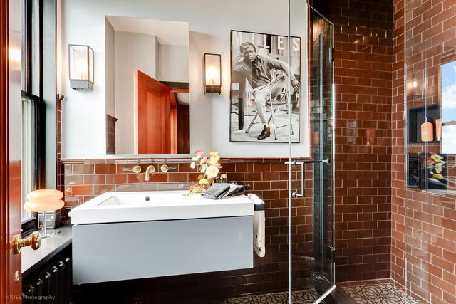 3500 N Lake Shore Drive 11C, Chicago, IL 60657