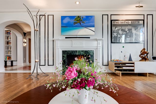 3500 N Lake Shore Drive 11C, Chicago, IL 60657