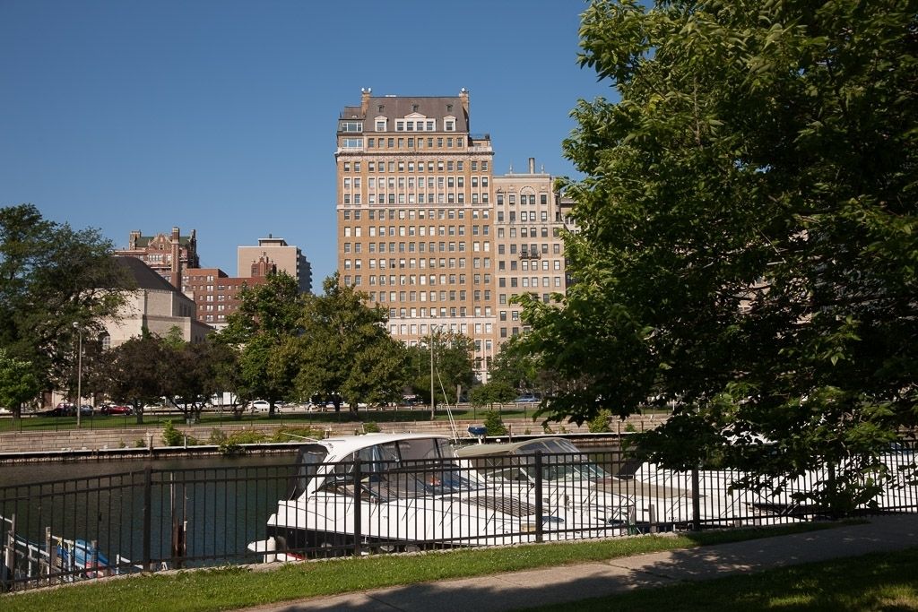 3500 N Lake Shore Drive 11C, Chicago, IL 60657