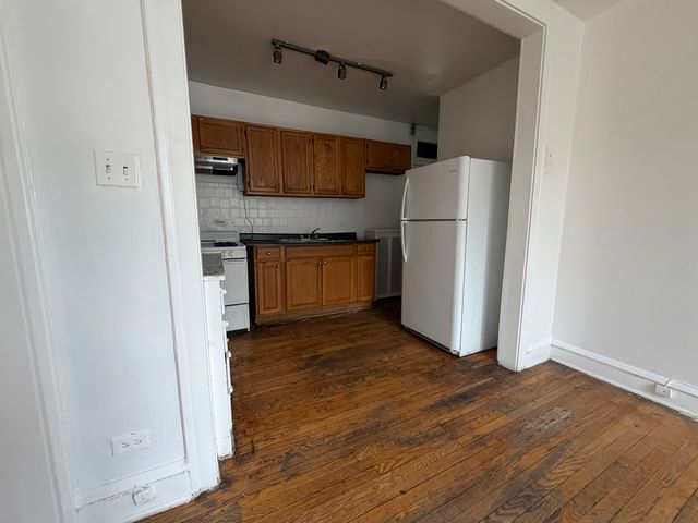 4515 N Hamlin Avenue 2, Chicago, IL 60625