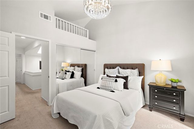 302 San Nicholas Court, Laguna Beach, CA 92651