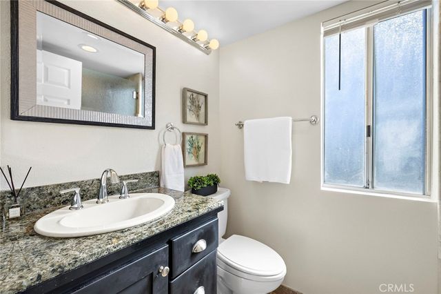 302 San Nicholas Court, Laguna Beach, CA 92651