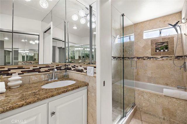 302 San Nicholas Court, Laguna Beach, CA 92651
