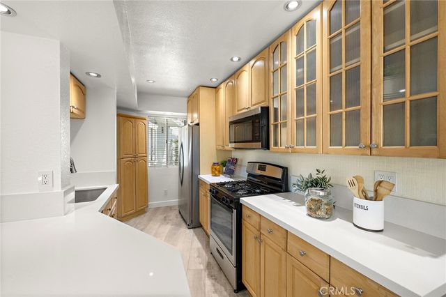 302 San Nicholas Court, Laguna Beach, CA 92651