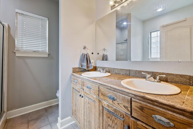 407 Wisteria Drive, Bauxite, AR 72011