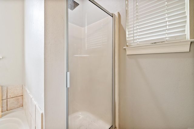 407 Wisteria Drive, Bauxite, AR 72011