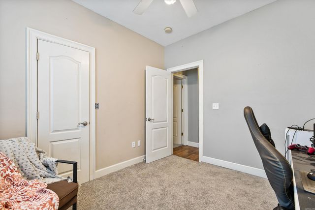 407 Wisteria Drive, Bauxite, AR 72011