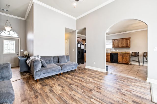 407 Wisteria Drive, Bauxite, AR 72011