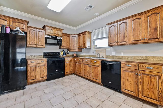 407 Wisteria Drive, Bauxite, AR 72011