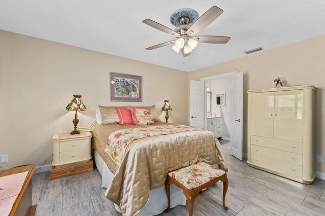 5804 Summerfield Court 47, Fort Pierce, FL 34982