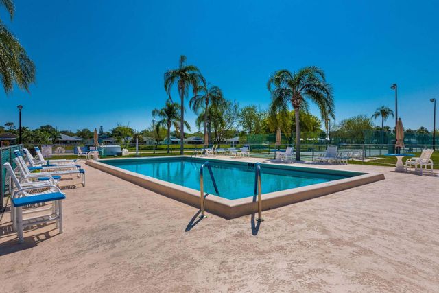 5804 Summerfield Court 47, Fort Pierce, FL 34982