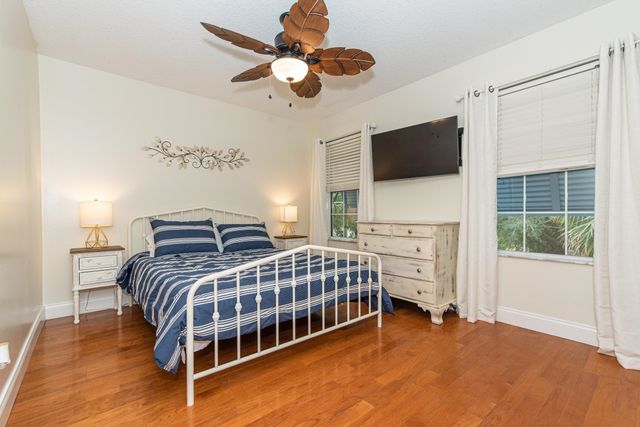 35 Oak St, St Augustine, FL 32084