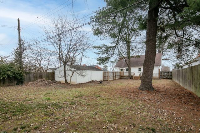 334 Stratford Drive, Lexington, KY 40503