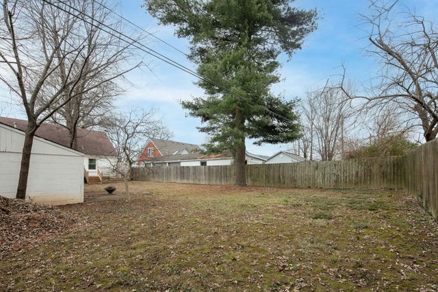 334 Stratford Drive, Lexington, KY 40503