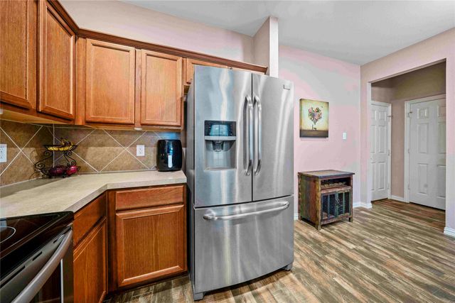 6808 Carrington Lane, Fort Worth, TX 76137