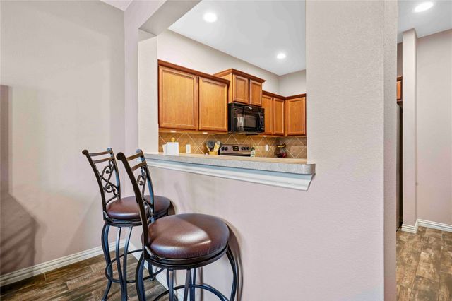 6808 Carrington Lane, Fort Worth, TX 76137