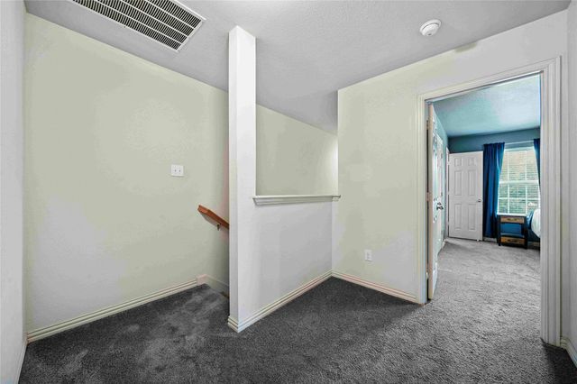 6808 Carrington Lane, Fort Worth, TX 76137