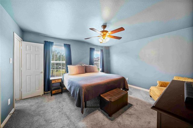 6808 Carrington Lane, Fort Worth, TX 76137