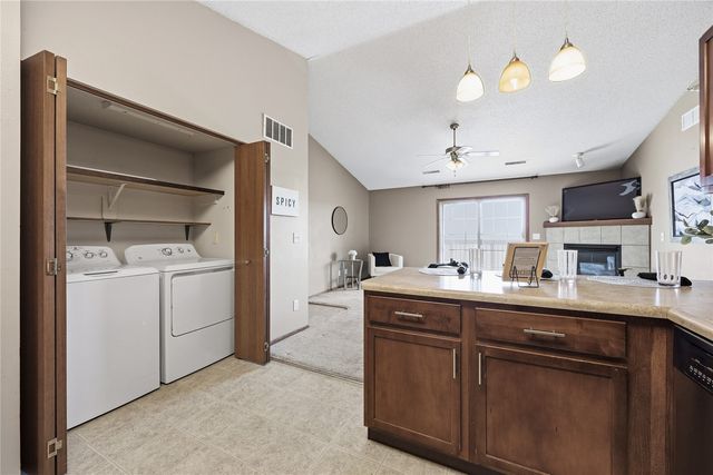 805 Blue Sky Drive 301, North Liberty, IA 52317