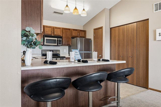 805 Blue Sky Drive 301, North Liberty, IA 52317