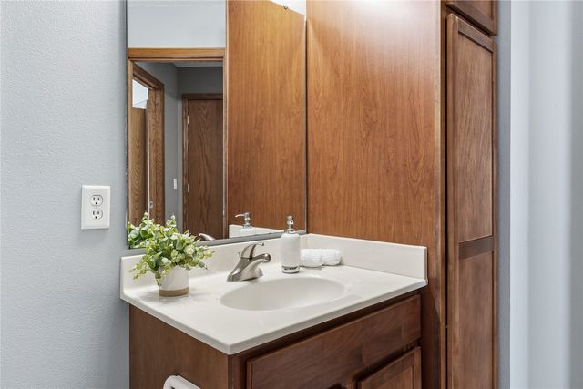805 Blue Sky Drive 301, North Liberty, IA 52317