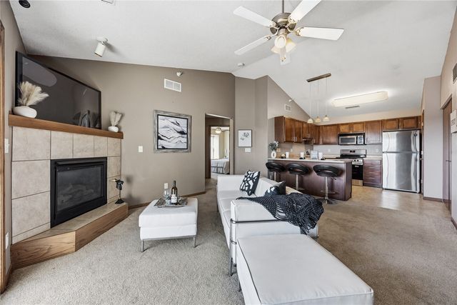 805 Blue Sky Drive 301, North Liberty, IA 52317