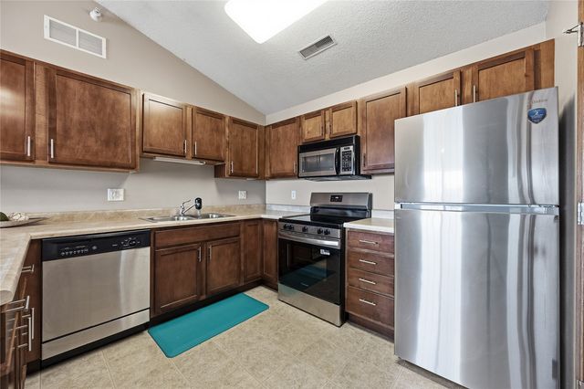 805 Blue Sky Drive 301, North Liberty, IA 52317