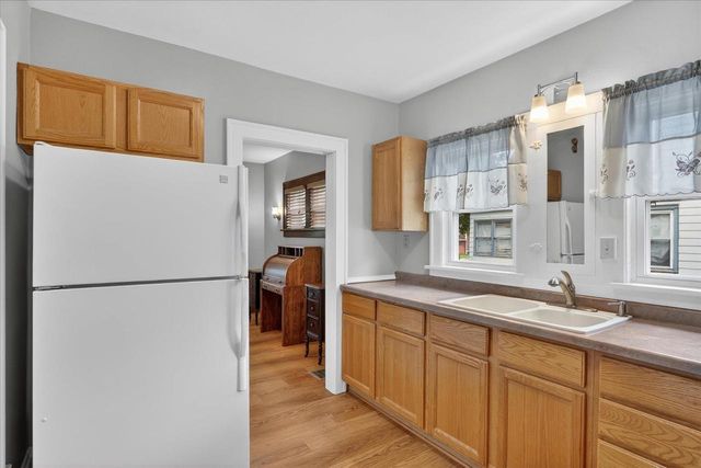 953 Oak Street, Beloit, WI 53511