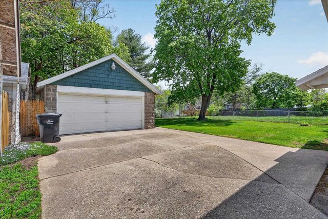 953 Oak Street, Beloit, WI 53511