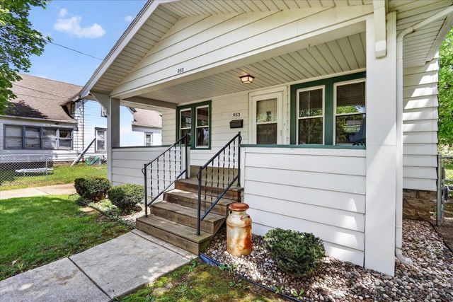 953 Oak Street, Beloit, WI 53511