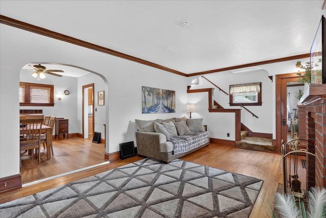 953 Oak Street, Beloit, WI 53511
