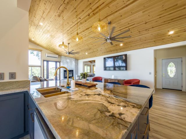51571 Coyote Ridge Road, Oakhurst, CA 93644