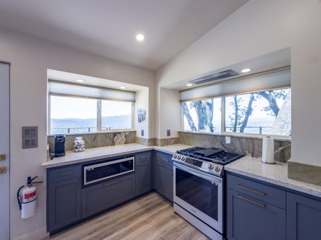 51571 Coyote Ridge Road, Oakhurst, CA 93644