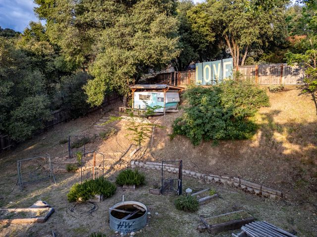 51571 Coyote Ridge Road, Oakhurst, CA 93644