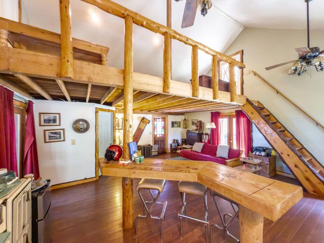 51571 Coyote Ridge Road, Oakhurst, CA 93644