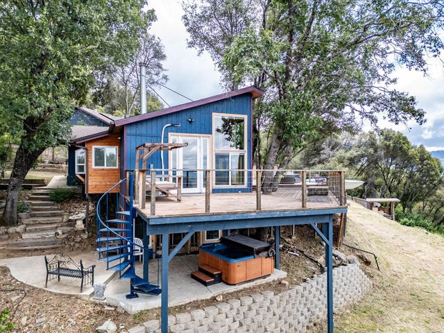 51571 Coyote Ridge Road, Oakhurst, CA 93644