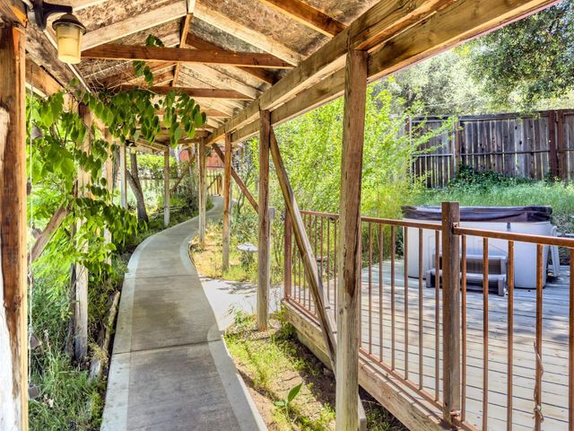 51571 Coyote Ridge Road, Oakhurst, CA 93644