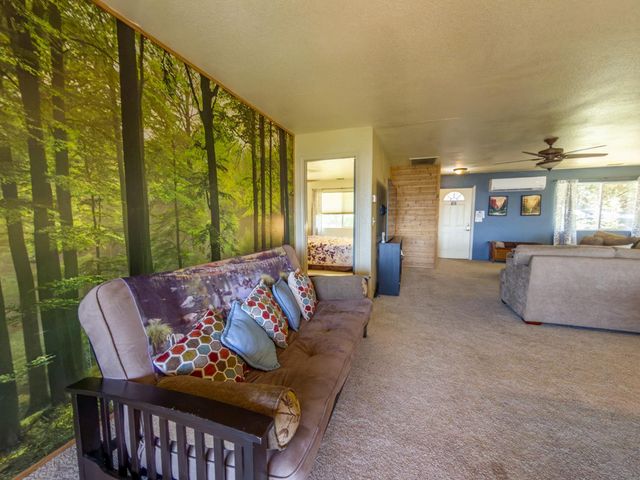51571 Coyote Ridge Road, Oakhurst, CA 93644